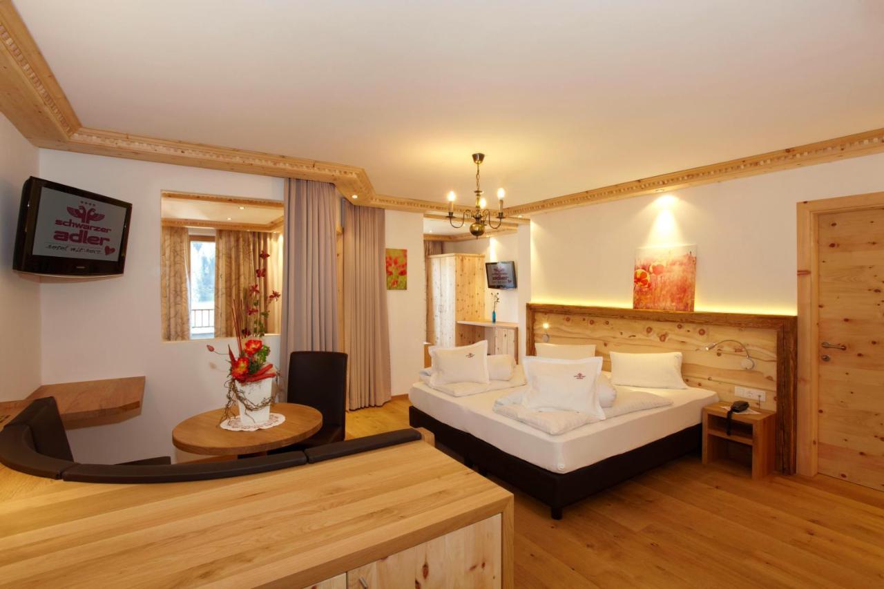 Hotel Schwarzer Adler Nauders Zewnętrze zdjęcie