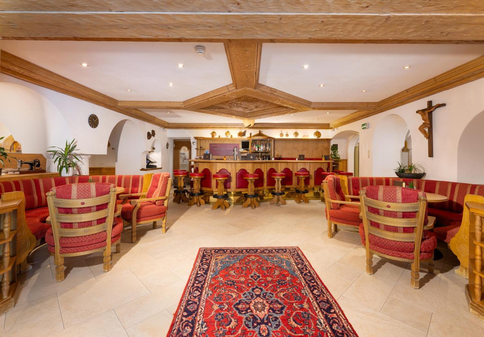 Hotel Schwarzer Adler Nauders Zewnętrze zdjęcie