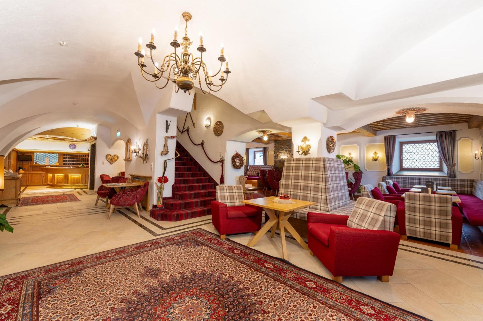 Hotel Schwarzer Adler Nauders Zewnętrze zdjęcie