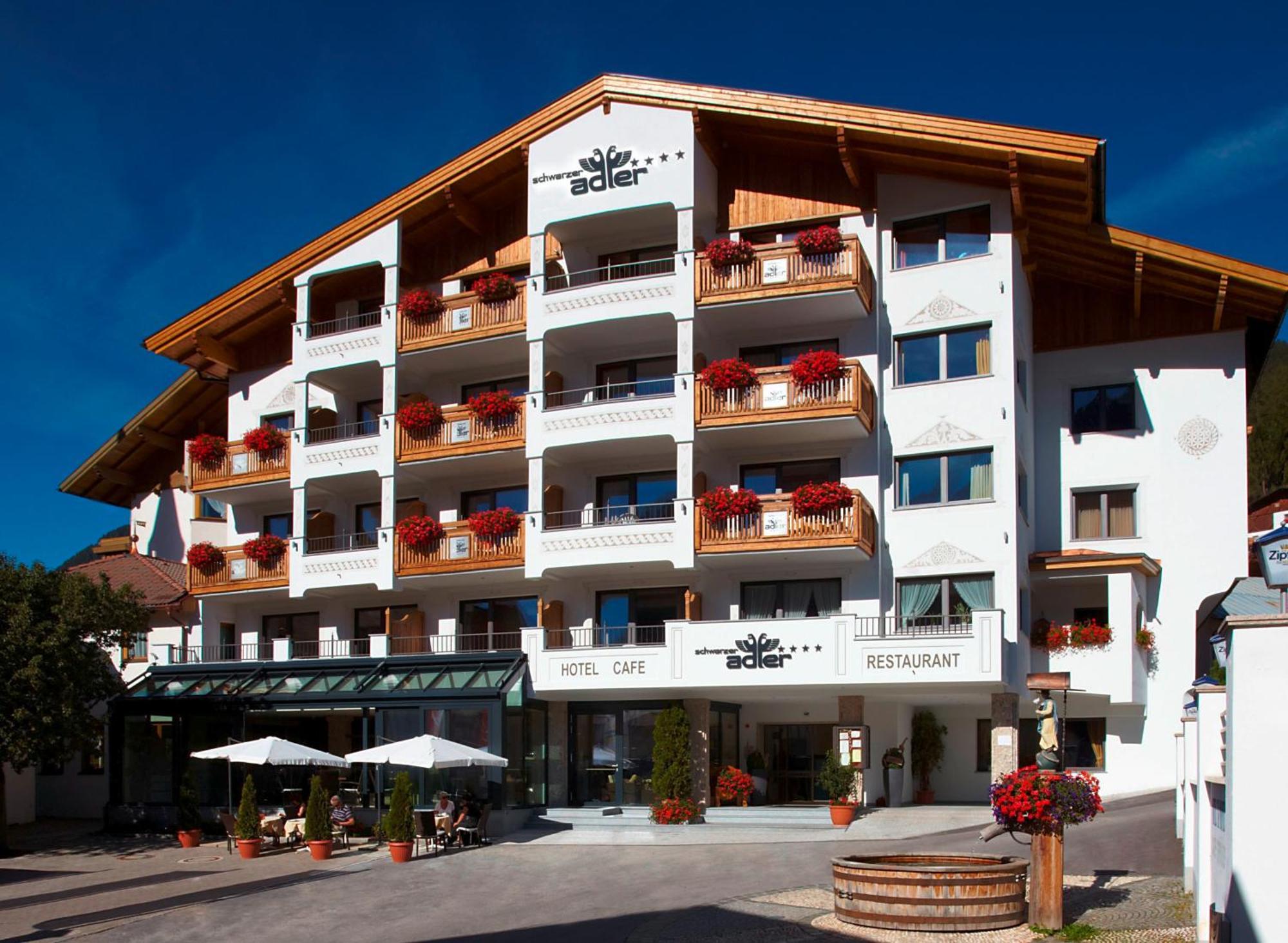 Hotel Schwarzer Adler Nauders Zewnętrze zdjęcie